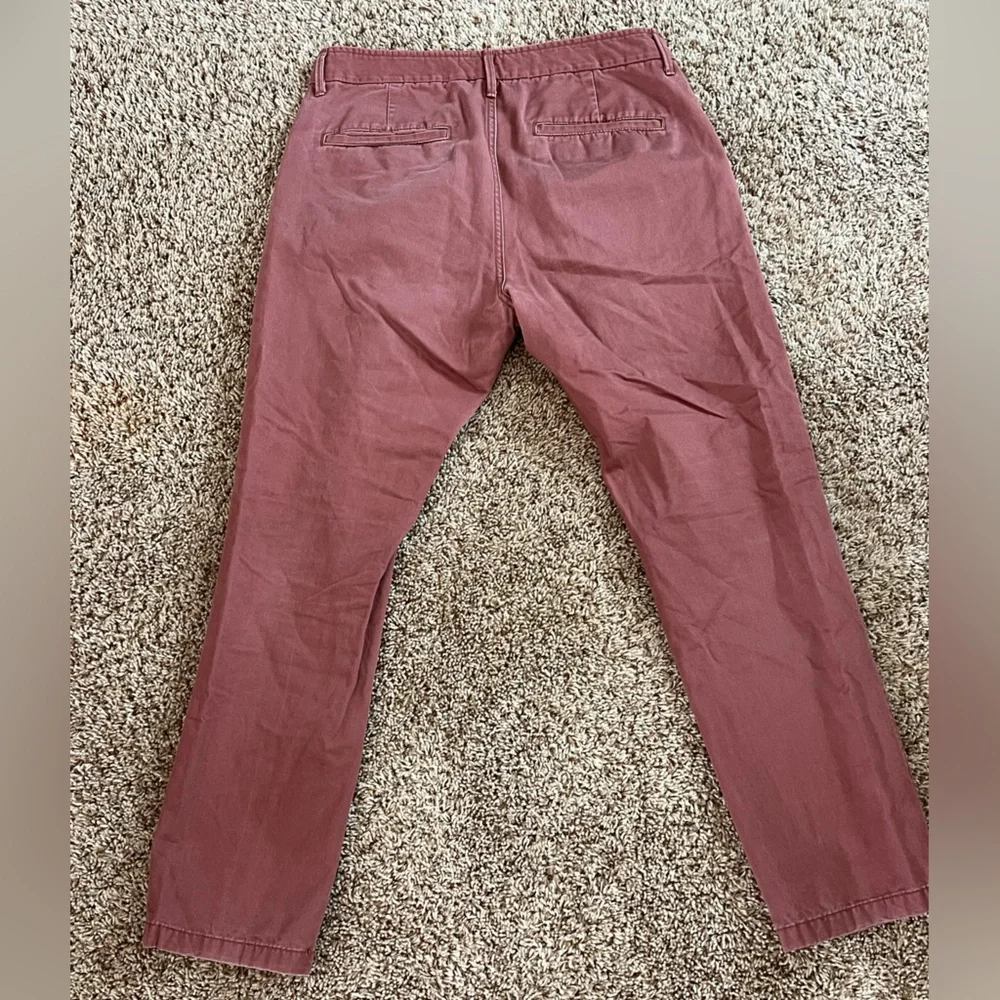 GAP Burnt Red Mens Chino - Picture 2 of 4